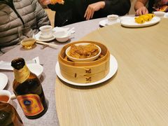 -香港百合居(LCM置汇旭辉广场店)