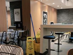 -麦当劳(杨林得来速店)