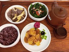 -雪梅月子中心(华侨城店)