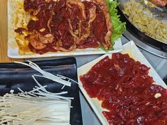 -牛牛牛酸菜煎肉店(望云寺路店)