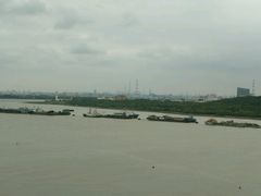 -吴淞口国际邮轮码头-停车场