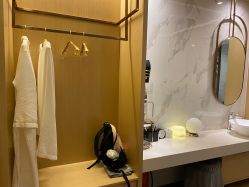 -香港倾城国际·美容美体中心