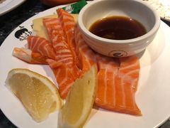 三文鱼-钱小奴海鲜自助黑金店(杭州滨江龙湖店)