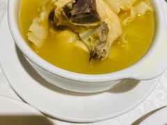 浓汤花胶鸡汤-维园悦谱·海派家常菜(乌鲁木齐南路店)