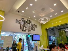 大堂-佰搭果·广式茶餐厅(西华路店)
