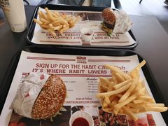 -The Habit Burger Grill 哈比特汉堡(爱琴海店)