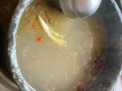 -鲁朗纳麦石锅鸡庄园