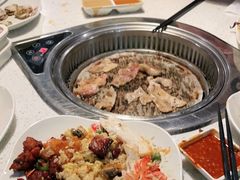 -佰烧海鲜烤肉火锅自助(世茂国际广场店)
