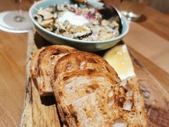 滇南杂菌配酸面包-山野板扎·云贵川Bistro(上海首店)