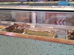 面包甜点陈列柜-上海哈尔滨食品厂(淮海中路店)