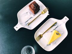 -UNI UNI(环亚凯瑟琳店)