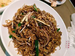 鲍**面