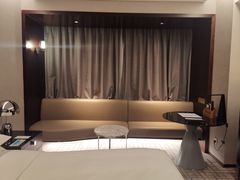 -上海龙之梦万丽酒店