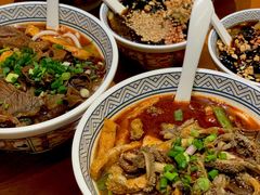 -粉吖吖·邵阳米粉(体育西路店)
