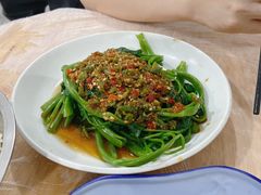 剁椒藤菜-洪霞餐馆