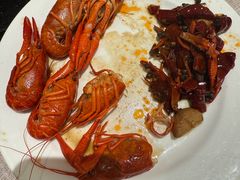 -东方红海鲜百汇(国际大厦店)