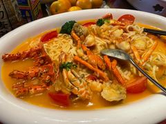 -荣誉海鲜酒楼(海湾店)