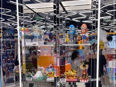 -泡泡玛特POPMART(侨福芳草地店)