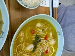 -酸小七(国华广场店)