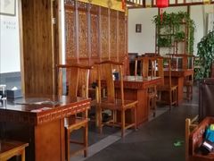 大堂-亿诣蝎府炸酱面羊蝎子火锅(酷车小镇店)