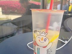 -星巴克(西藏路店)
