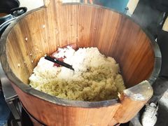 -梁阿婆廿年老牌扣肉糯米饭
