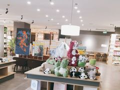 -魔方城市书房(中街益田店)