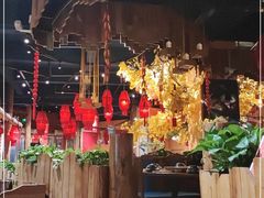 -老滇山寨•云南特色菜•地方菜•民族风情歌舞表演(金碧店)