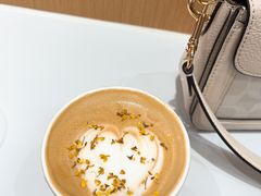 桂花龙井拿铁-Manner Coffee(K11店)