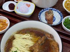 -百年老字号·观振兴蟹黄面·三虾面·苏式面(观前街富仁坊巷店)