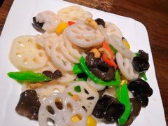 荷塘月色-金枝玉叶上海人家食府(三里河店)