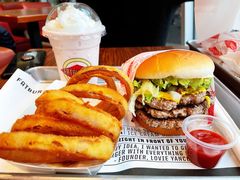-FATBURGER 特富客汉堡(外交公寓店)