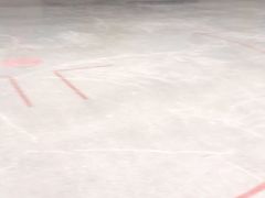 -陈露国际冰上中心(天津嘉里汇店)