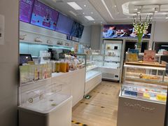 面包甜点陈列柜-好利来(丰益桥店)