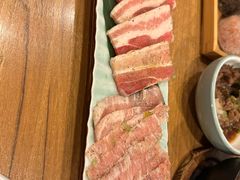 两种猪肉拼盘-炼火烤肉店