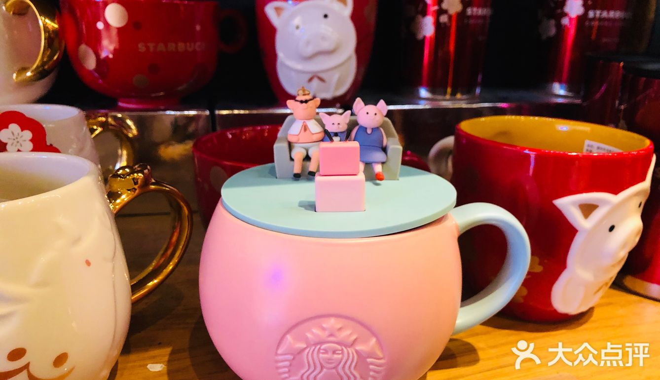 这个也算是饥饿营销嘛？这家星爸爸生意一直很好
