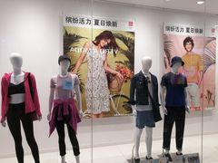 -优衣库(郑州二七万达广场店)