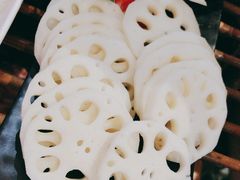 -老牌坊云南鱼豆花火锅(哈西万达店)