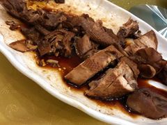 -老季市·三代非遗传承·地标美食老汁鸡(工农路店)