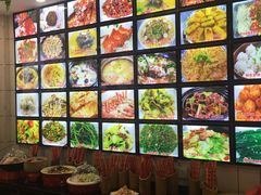 -亲回家吃饭餐厅(黄陂店)