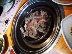 -唯成•韩国炭火烤肉 유성고기