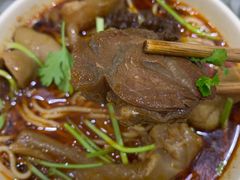 招牌牛筋小面-秦云老太婆摊摊面(较场口店)