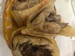 -洪峰浩老北京烧饼夹肉(角门路店)