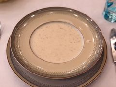 奶油松茸蘑菇汤-莫斯科餐厅