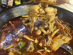 -鸿顺老铁锅美蛙鱼府(解放碑店)