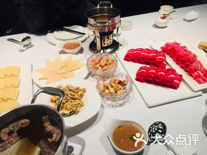 丽雅食典图片