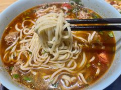 -亮亮面馆(经六路店)