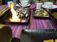 -香巴拉云南餐厅(华莱坞店)