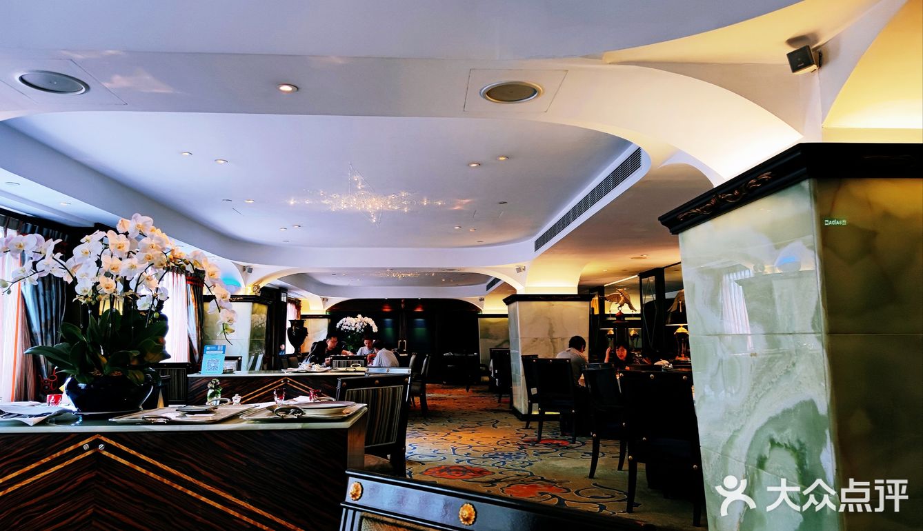 葡萄牙米其林一星餐厅海外分店，从餐前面包开始惊艳