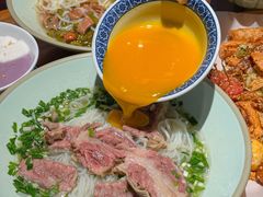 -八月美食小馆(银泰城总店)